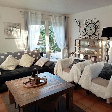 Вилла Cosy En Provence Maillane Экстерьер фото