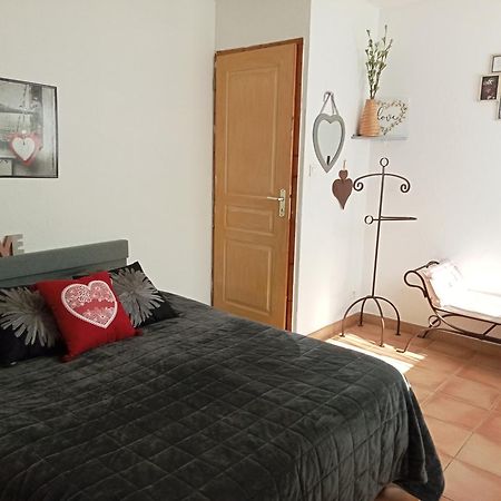 Вилла Cosy En Provence Maillane Экстерьер фото