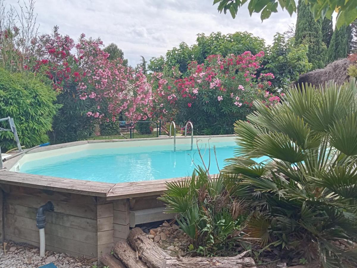 Вилла Cosy En Provence Maillane Экстерьер фото