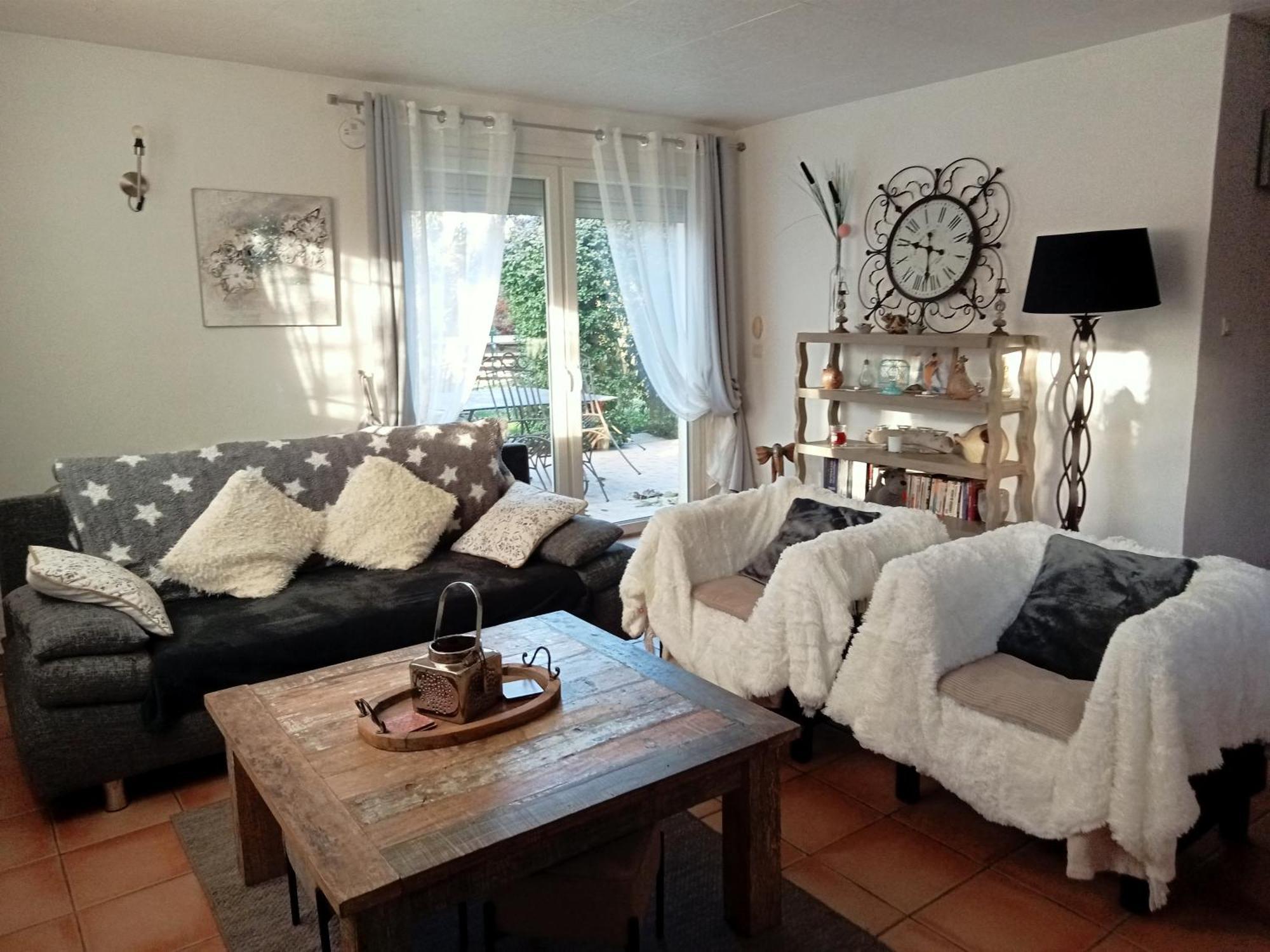 Вилла Cosy En Provence Maillane Экстерьер фото
